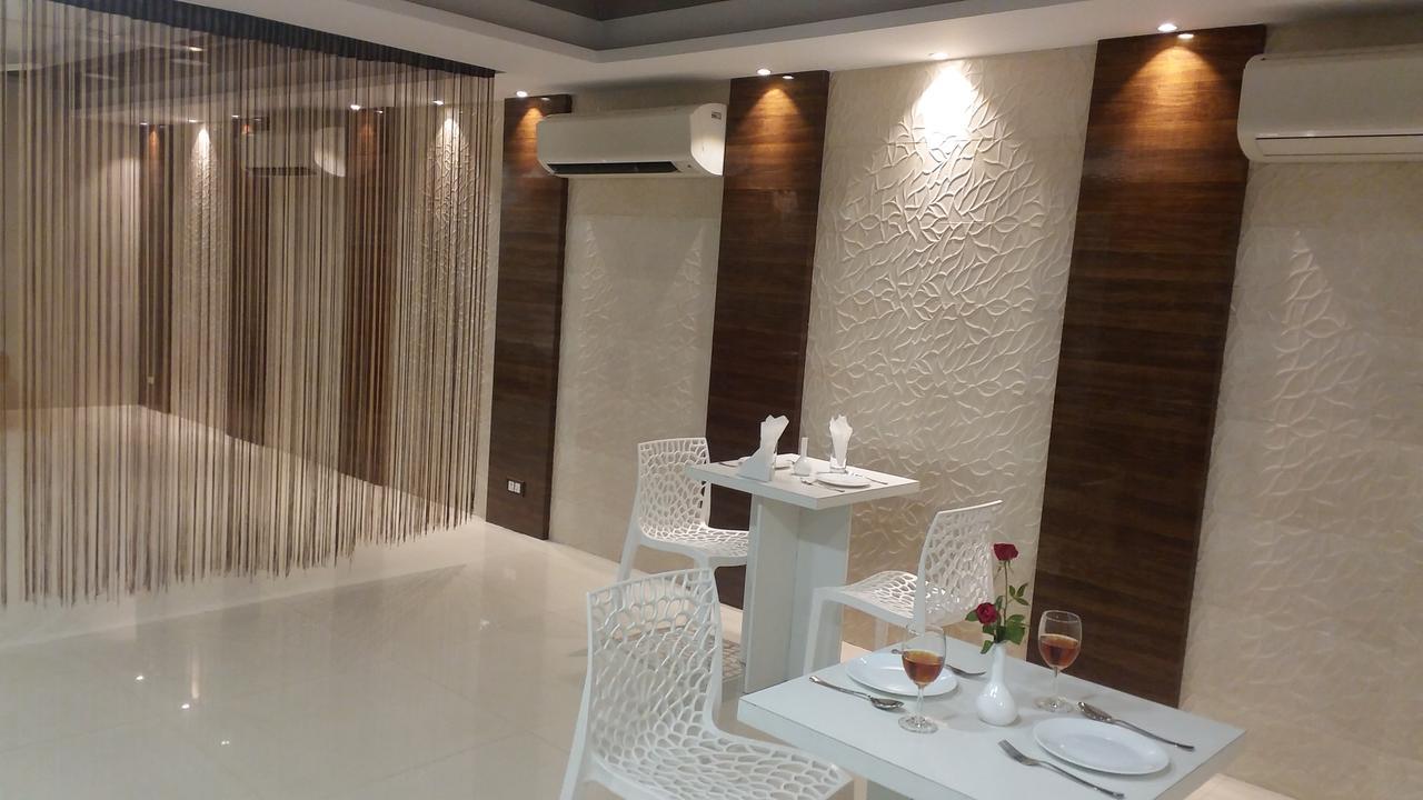 Hotel Ananya Calcutta  Esterno foto