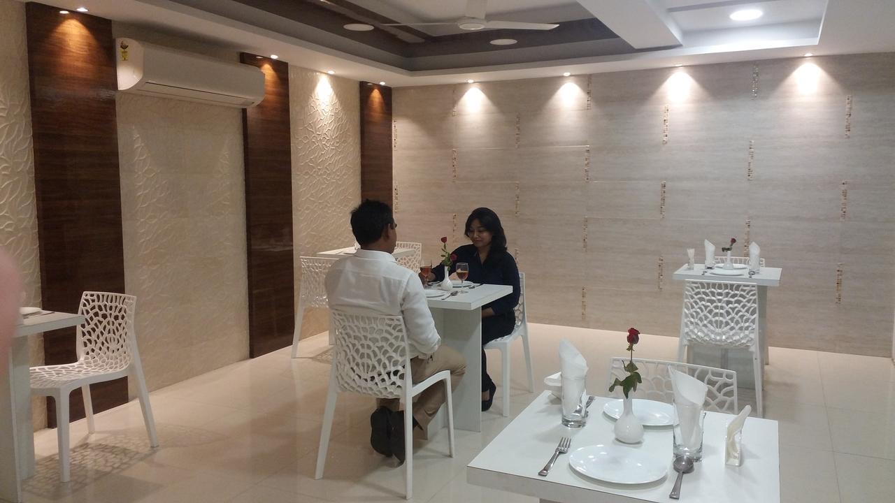 Hotel Ananya Calcutta  Esterno foto